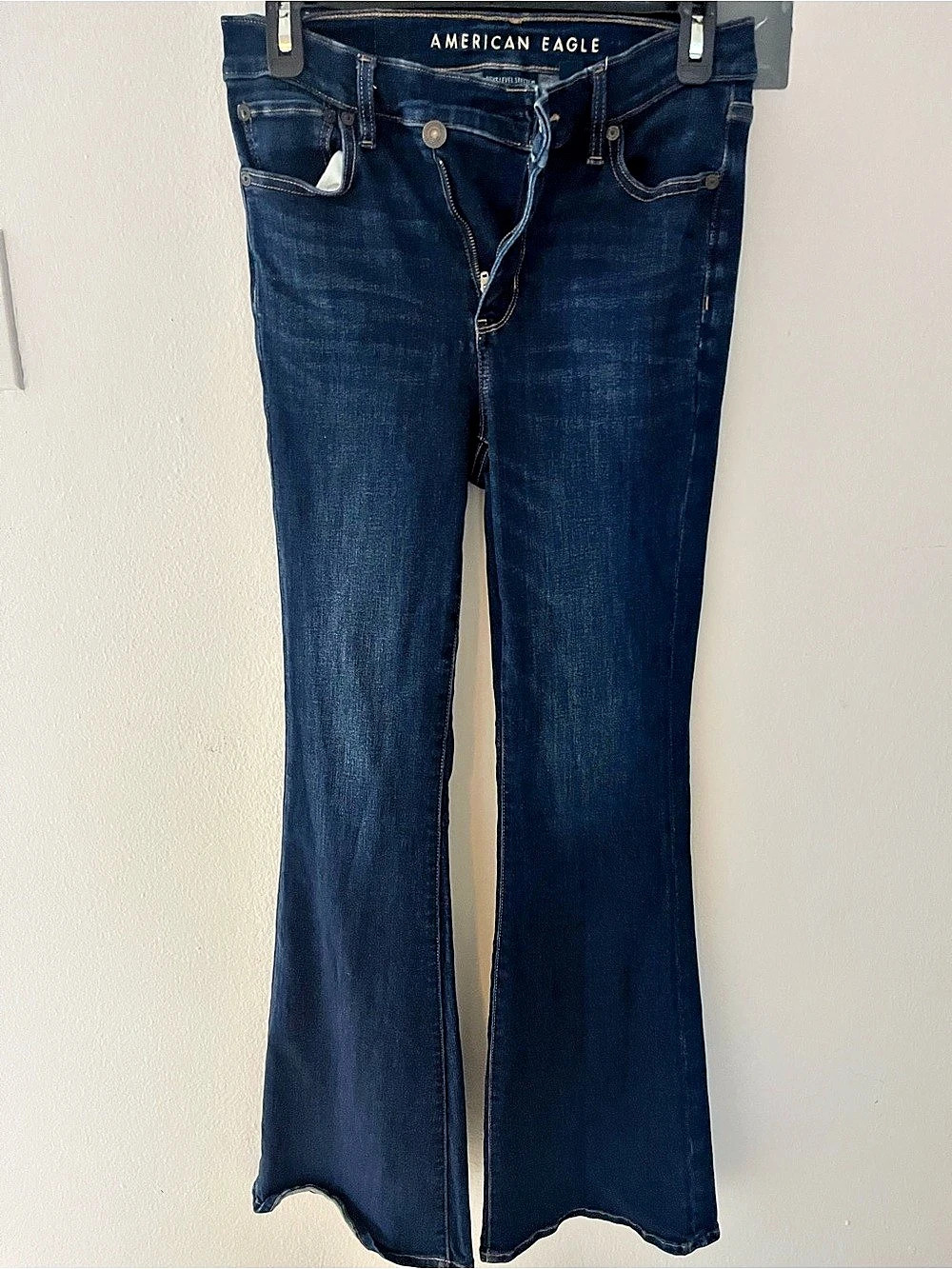 American Eagle Super High-Rise Flare Jeans in Blue Size 4